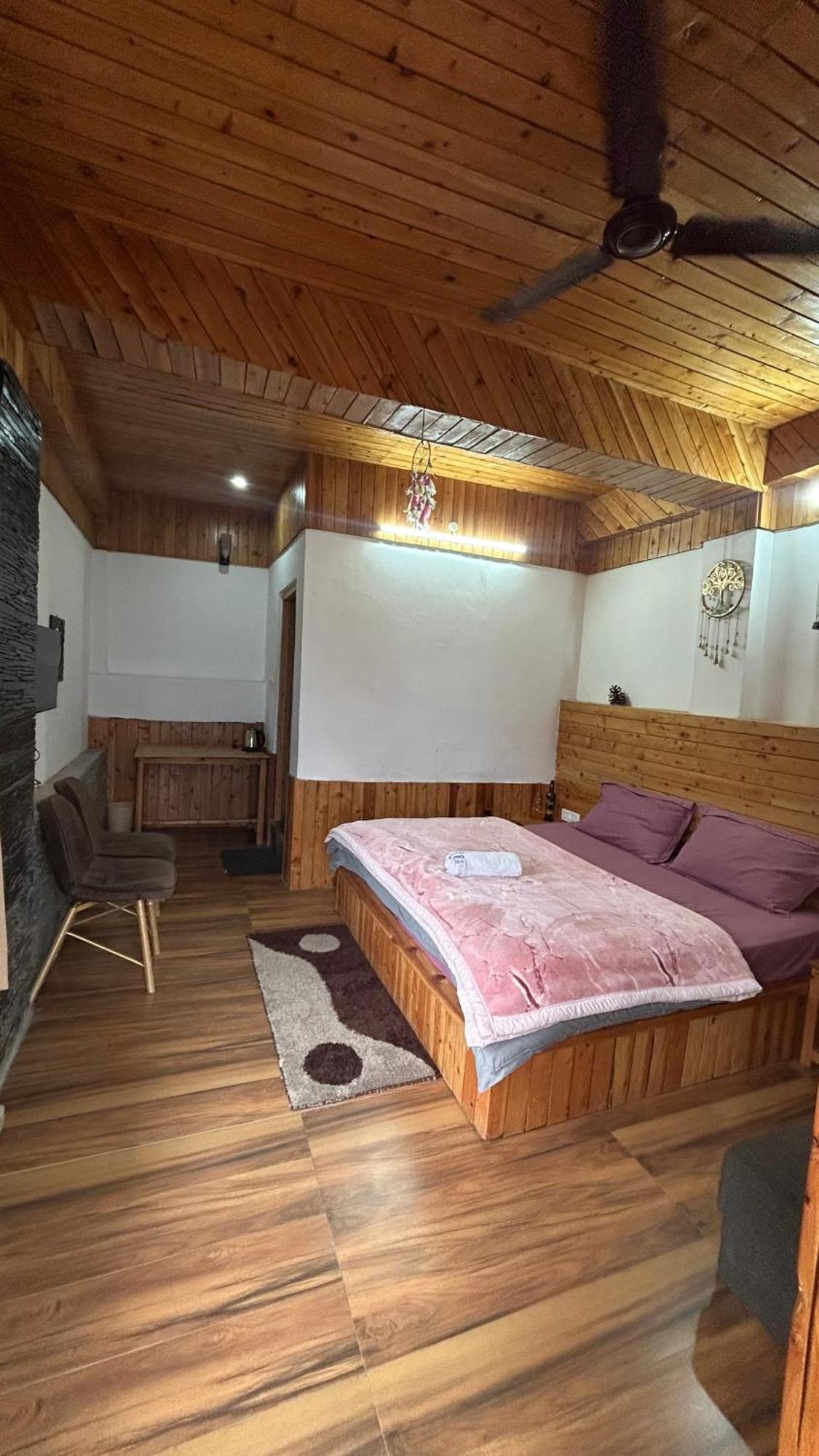 The Himalayan Sukoon Villa Near Jibhi Banjar Экстерьер фото