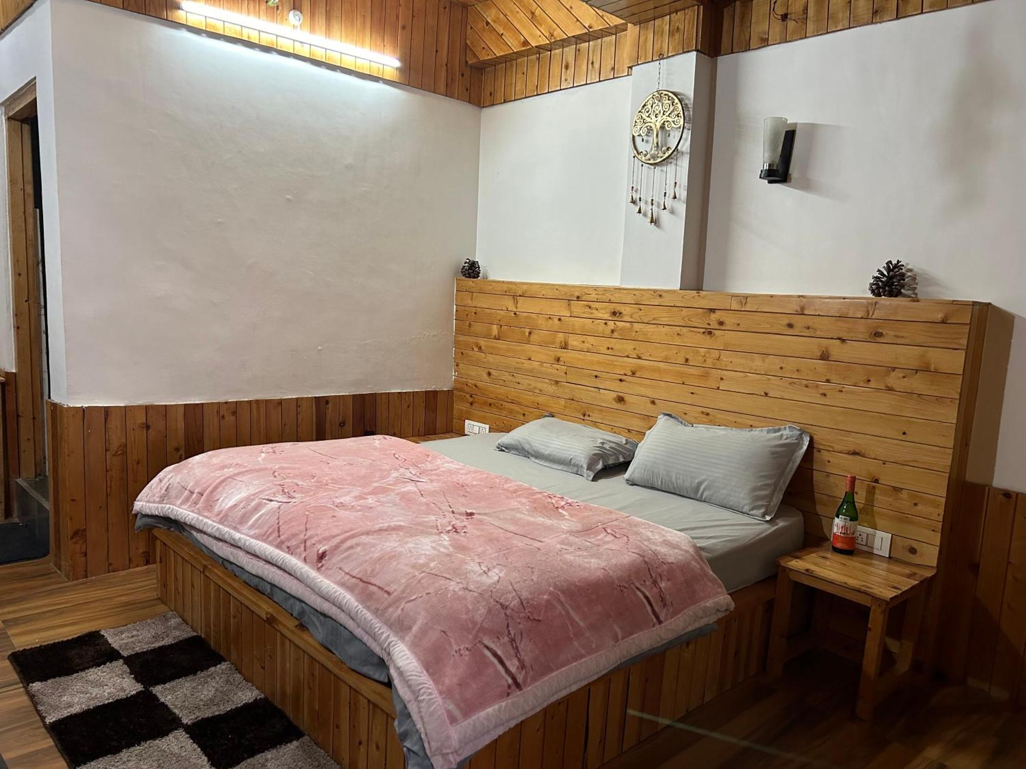 The Himalayan Sukoon Villa Near Jibhi Banjar Экстерьер фото